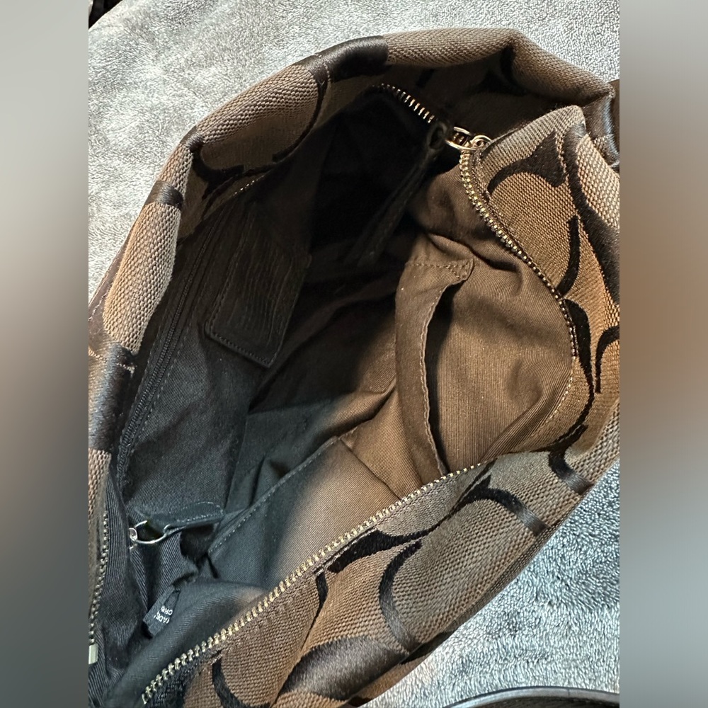 Coach Signature Duffle bag - Picture 7 of 9